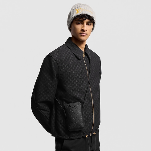 Túi Lace Up Pouch Monogram Shadow Leather in Đồ Nam's Túi All Collections collections by Louis Vuitton (Thu phóng sản phẩm)