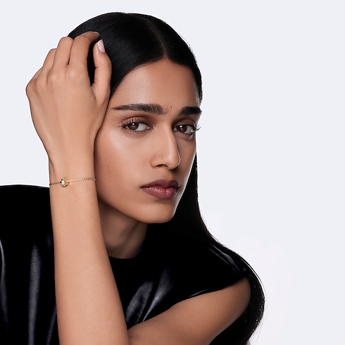 Le Damier de Louis Vuitton Chain Bracelet, Yellow Gold and Diamonds in Trang sức's Danh mục sản phẩm Vòng tay collections by Louis Vuitton (Thu phóng sản phẩm)