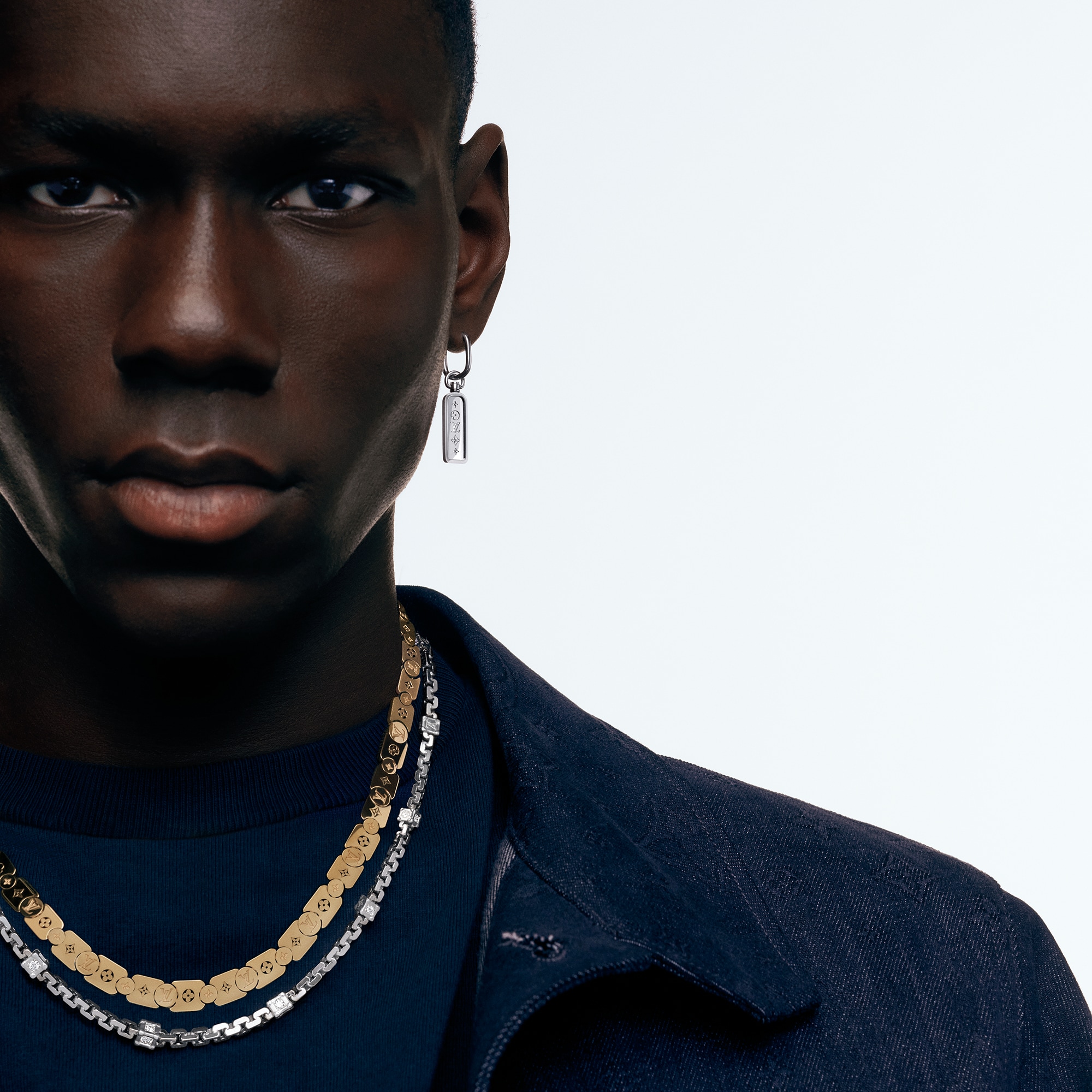 Vòng Cổ Les Gastons Vuitton Gourmette  in Les Extraordinaires