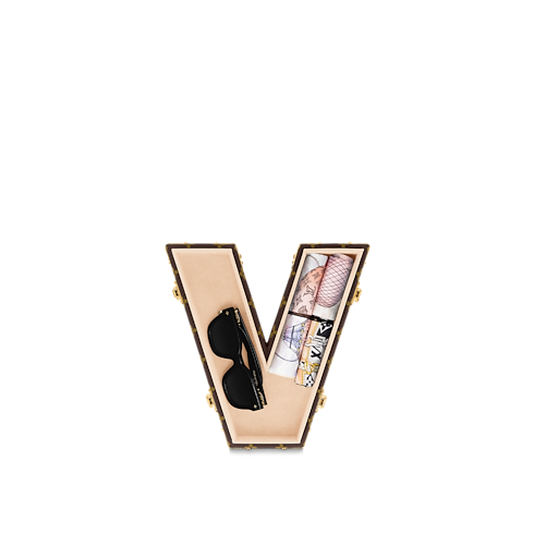 Rương Chữ V Monogram in Les Extraordinaires's Rương Letter Trunks collections by Louis Vuitton (Thu phóng sản phẩm)