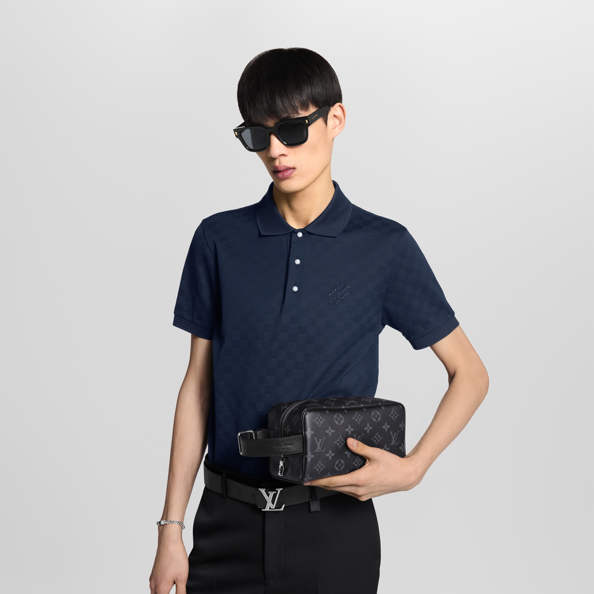 Túi Trousse Toilette Locker Dopp Kit Monogram Eclipse in Đồ Nam