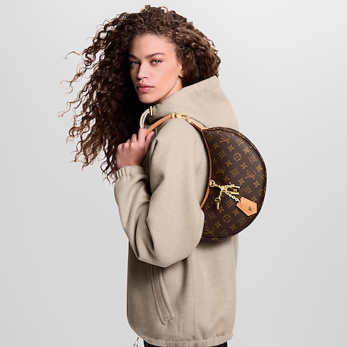 Túi Looping Monogram in Đồ Nữ's Túi Tất cả Túi collections by Louis Vuitton (Thu phóng sản phẩm)