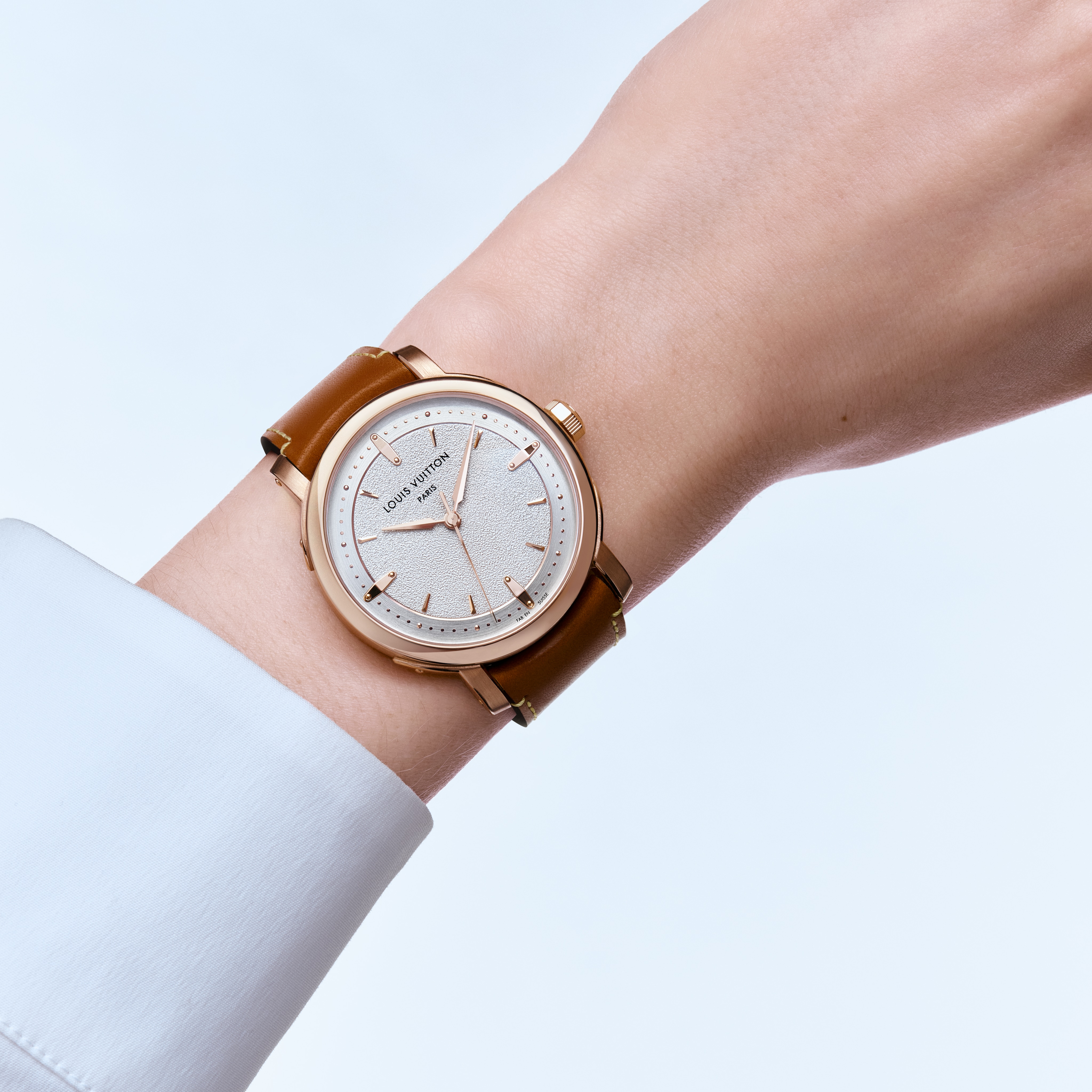 Đồng Hồ Louis Vuitton Escale Automatic 39MM  in Đồng hồ