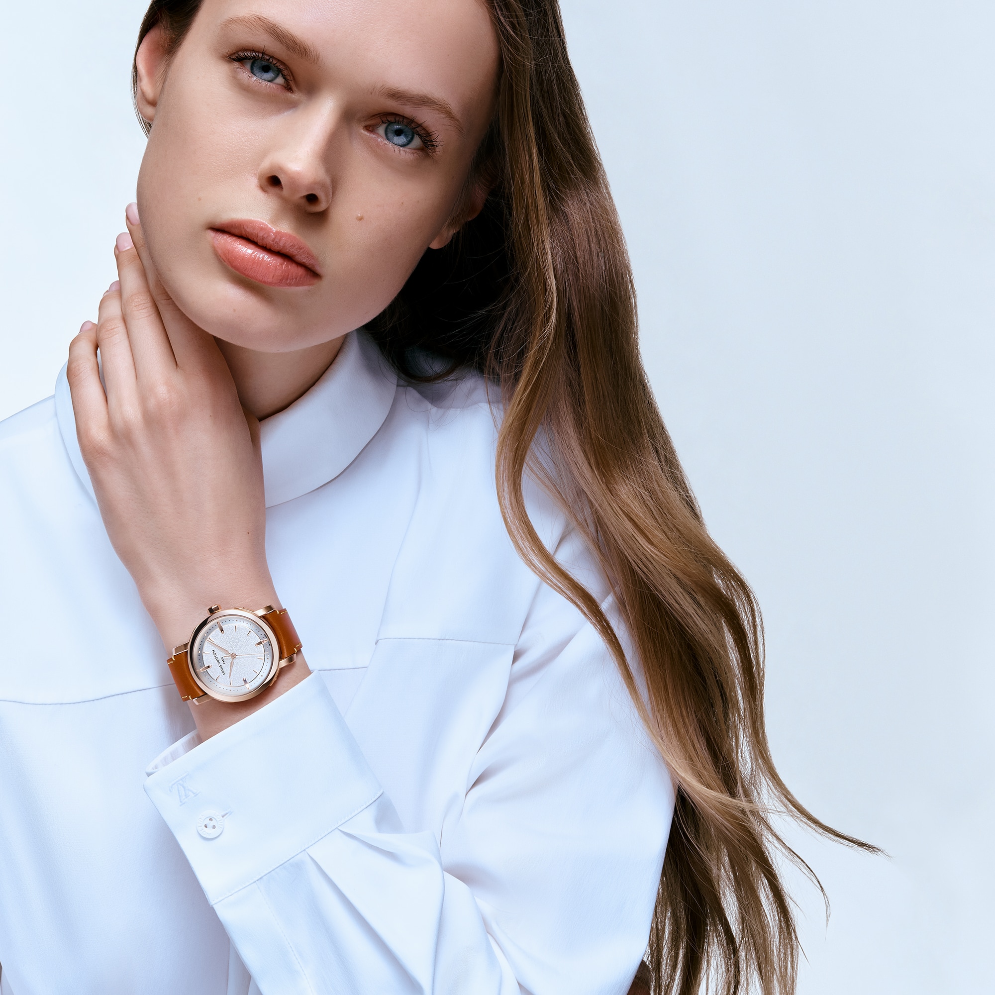 Đồng Hồ Louis Vuitton Escale Automatic 39MM  in Đồng hồ
