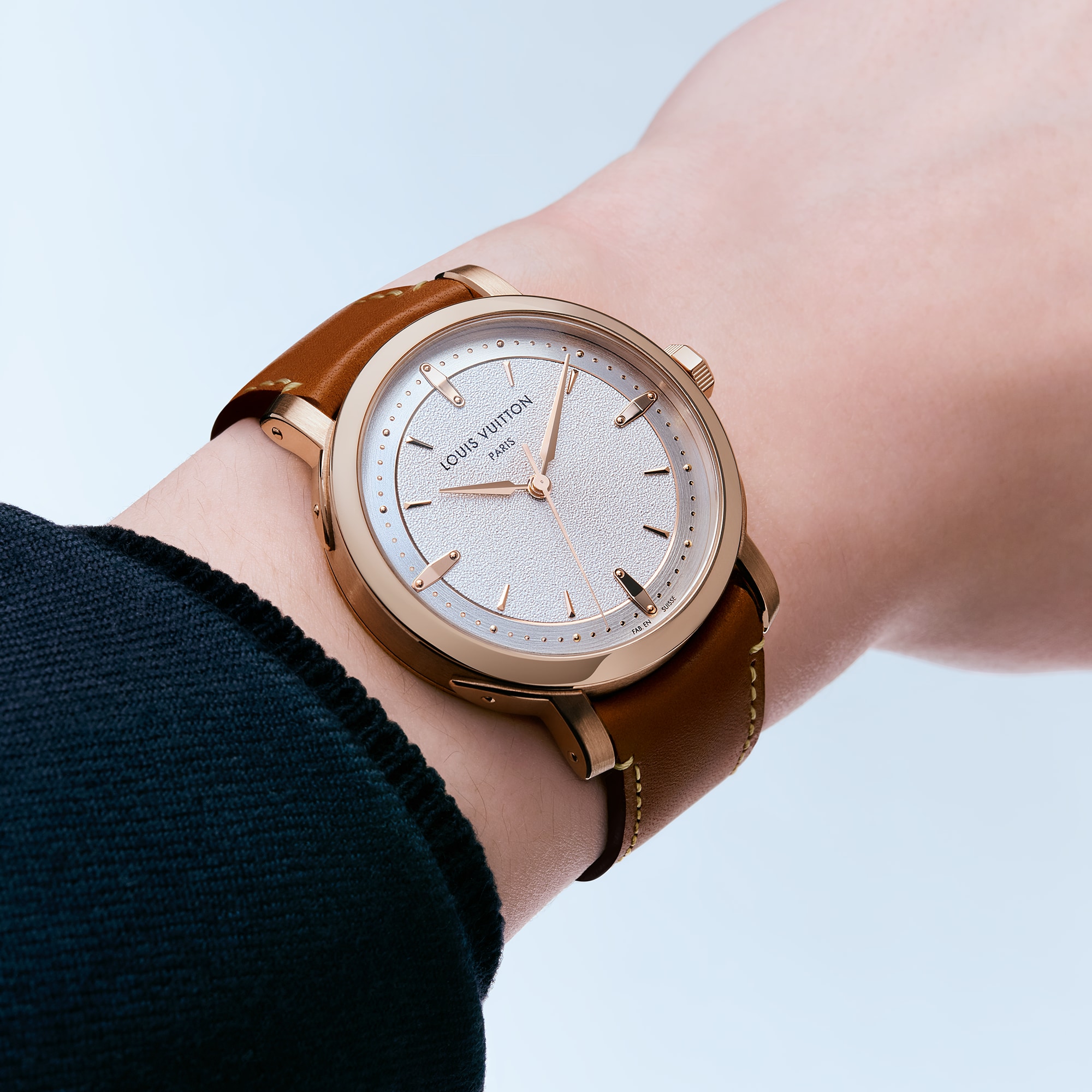 Đồng Hồ Louis Vuitton Escale Automatic 39MM  in Đồng hồ