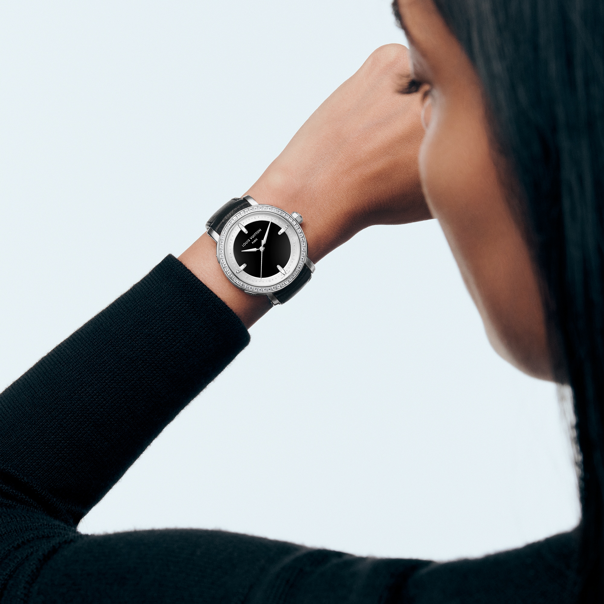 Đồng Hồ Louis Vuitton Escale Automatic 40,5MM  in Đồng hồ