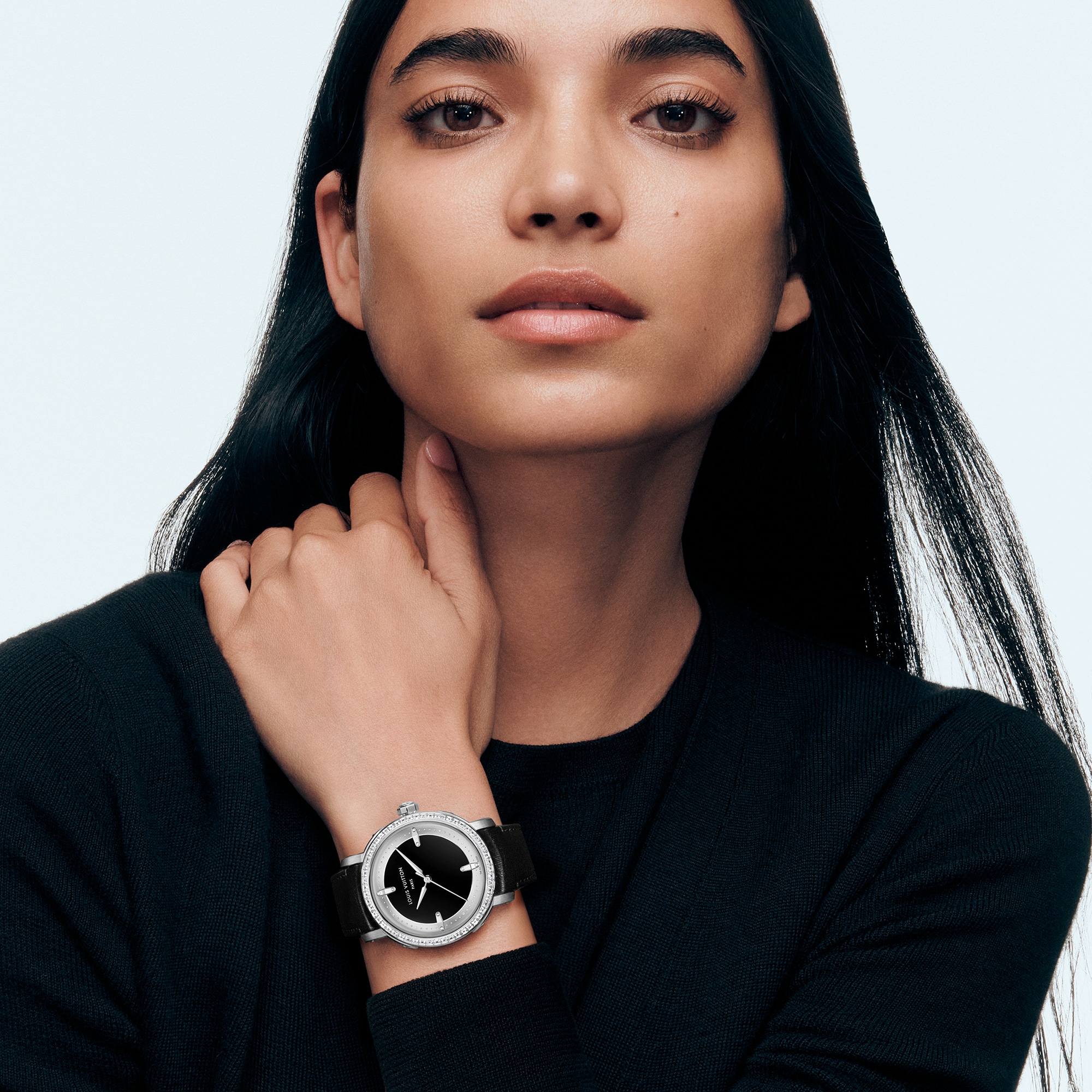 Đồng Hồ Louis Vuitton Escale Automatic 40,5MM  in Đồng hồ