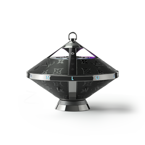 Loa Không Dây Louis Vuitton Horizon Light Up in Rương, Phụ kiện du lịch và Trang trí nội thất's Sản phẩm công nghệ và Phụ kiện Thiết bị âm thanh, Đồng hồ thông minh và Phụ kiện collections by Louis Vuitton (Thu phóng sản phẩm)