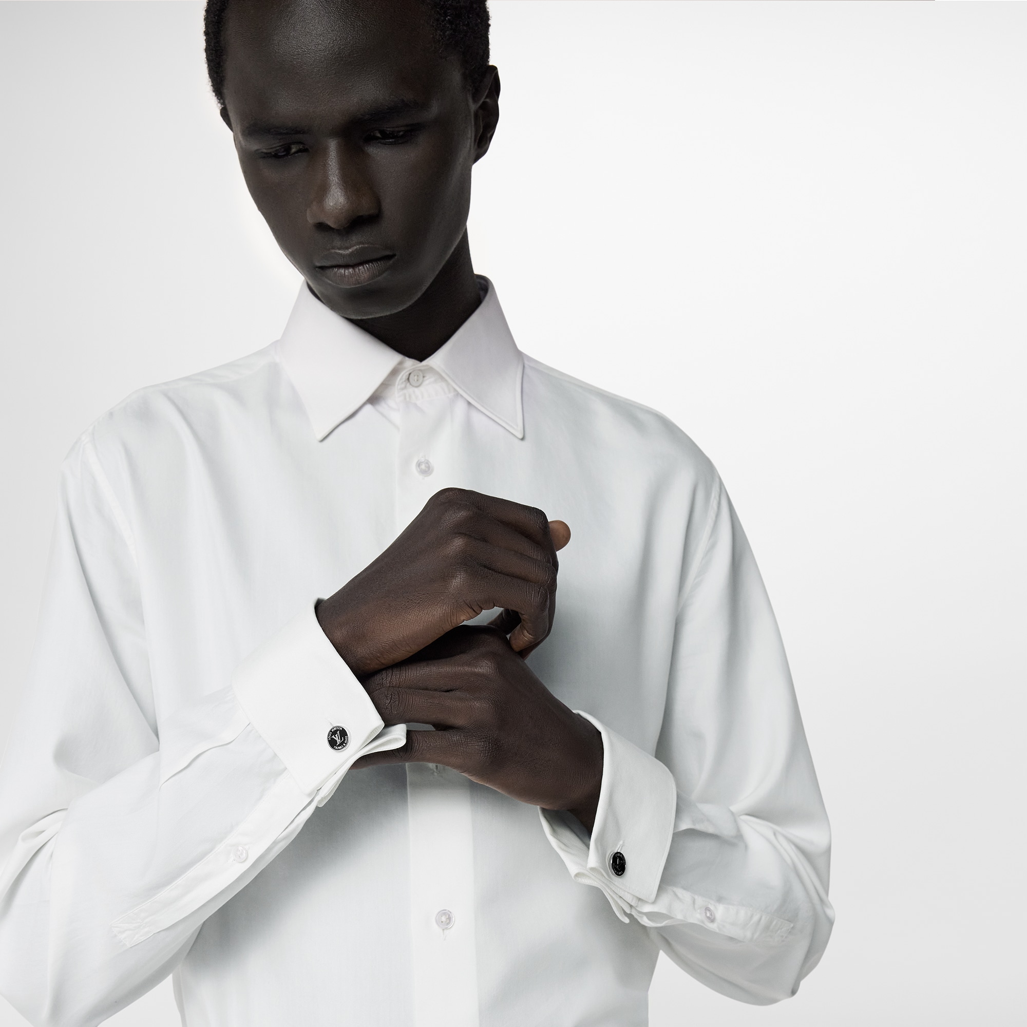 Khuy Măng Sét LV Award . in Đồ Nam