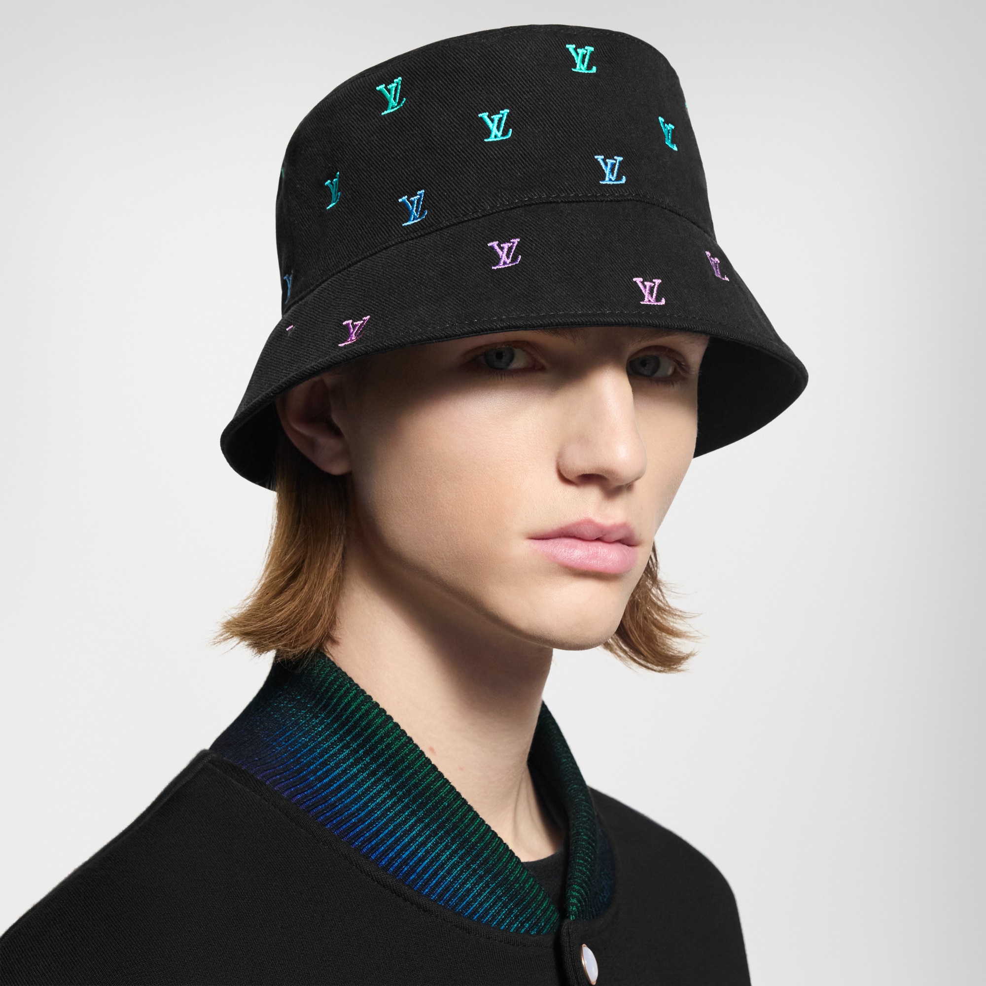 Mũ Hai Mặt LV Blason Shading Denim Bucket . in Đồ Nam