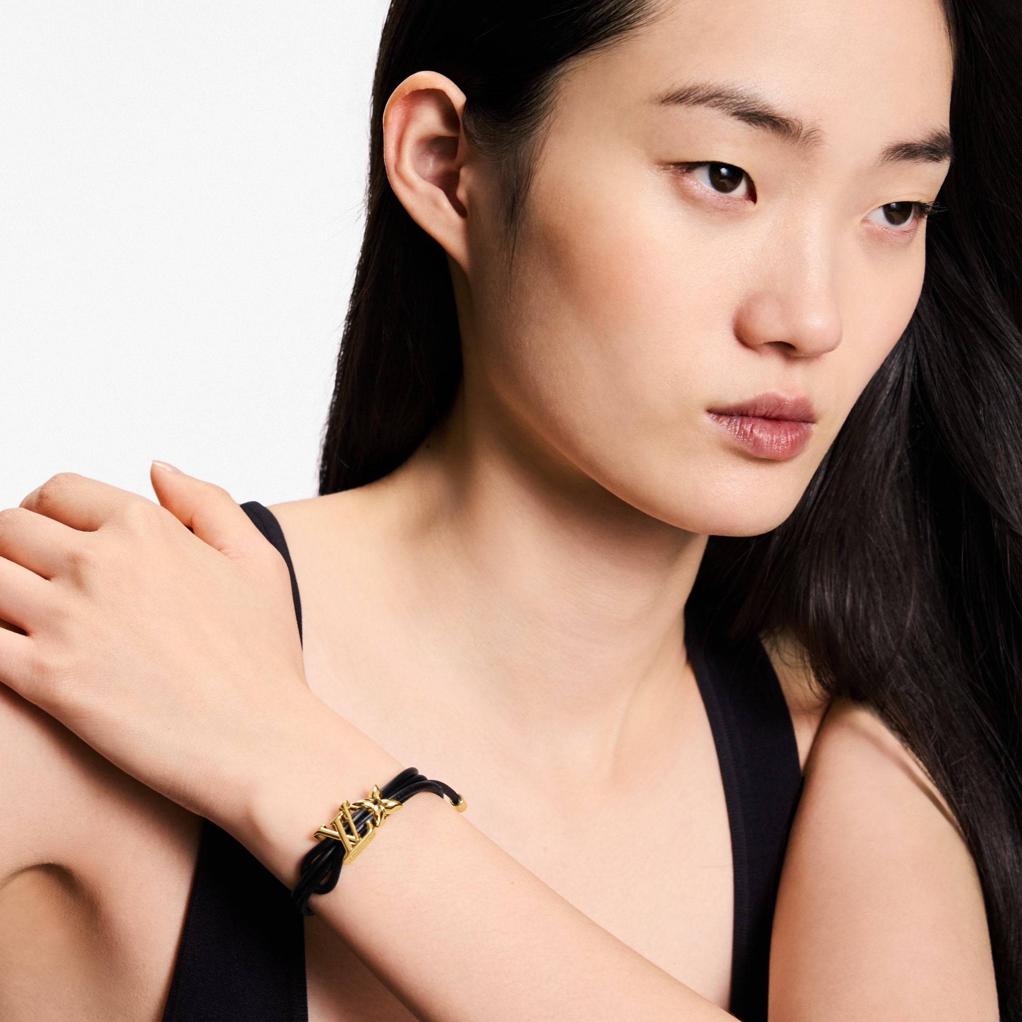 Vòng Tay LV Bloom  in Đồ Nữ