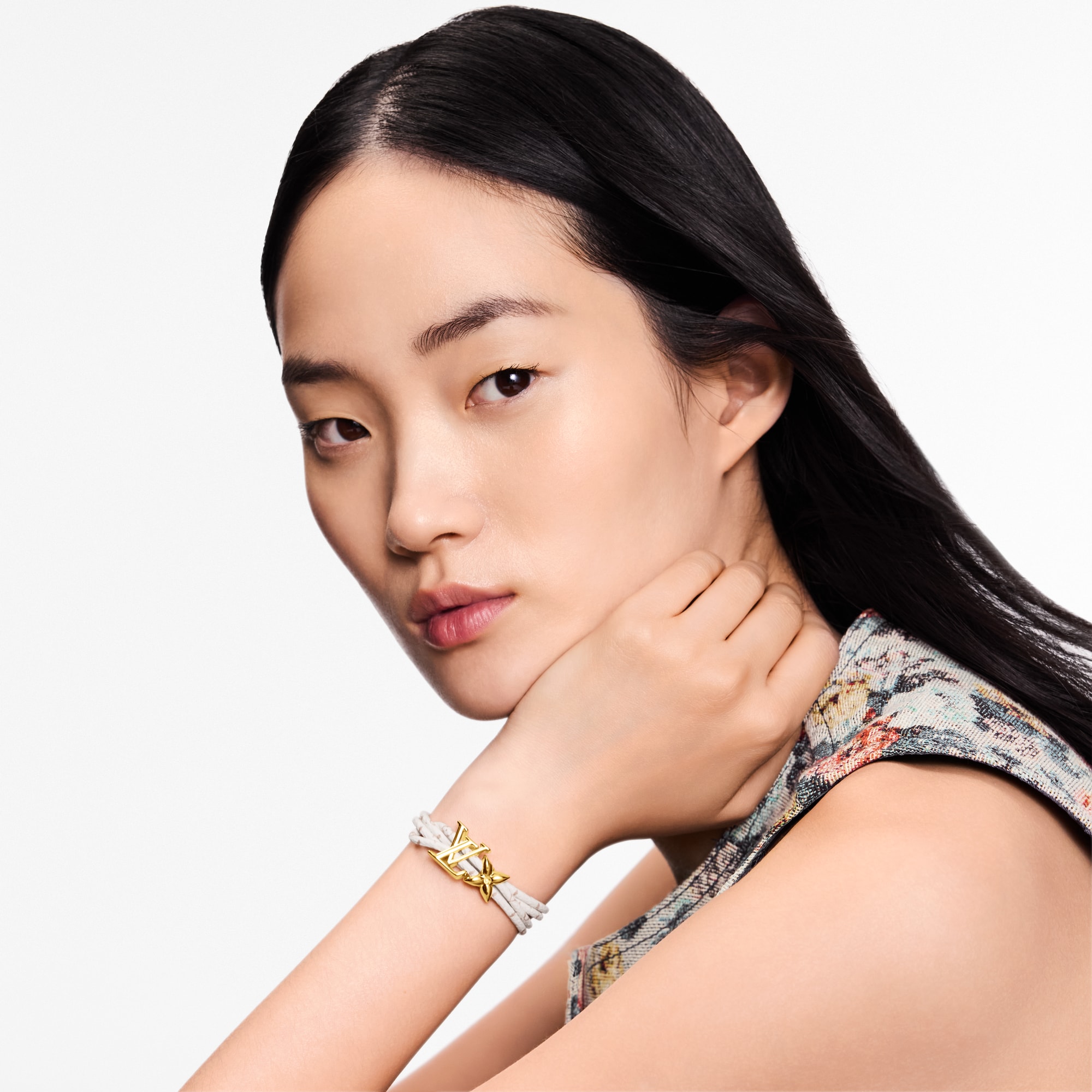 Vòng Tay LV Bloom  in Đồ Nữ