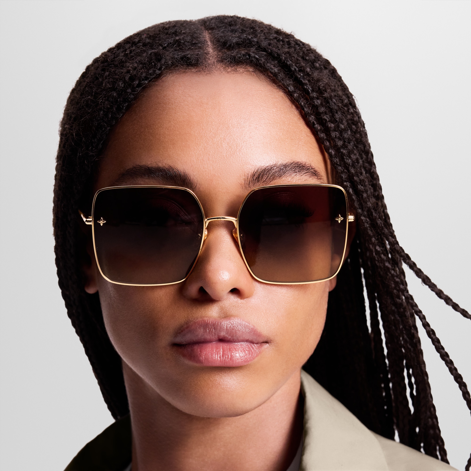 Mắt Kính Dáng Vuông LV Charm . in Đồ Nữ