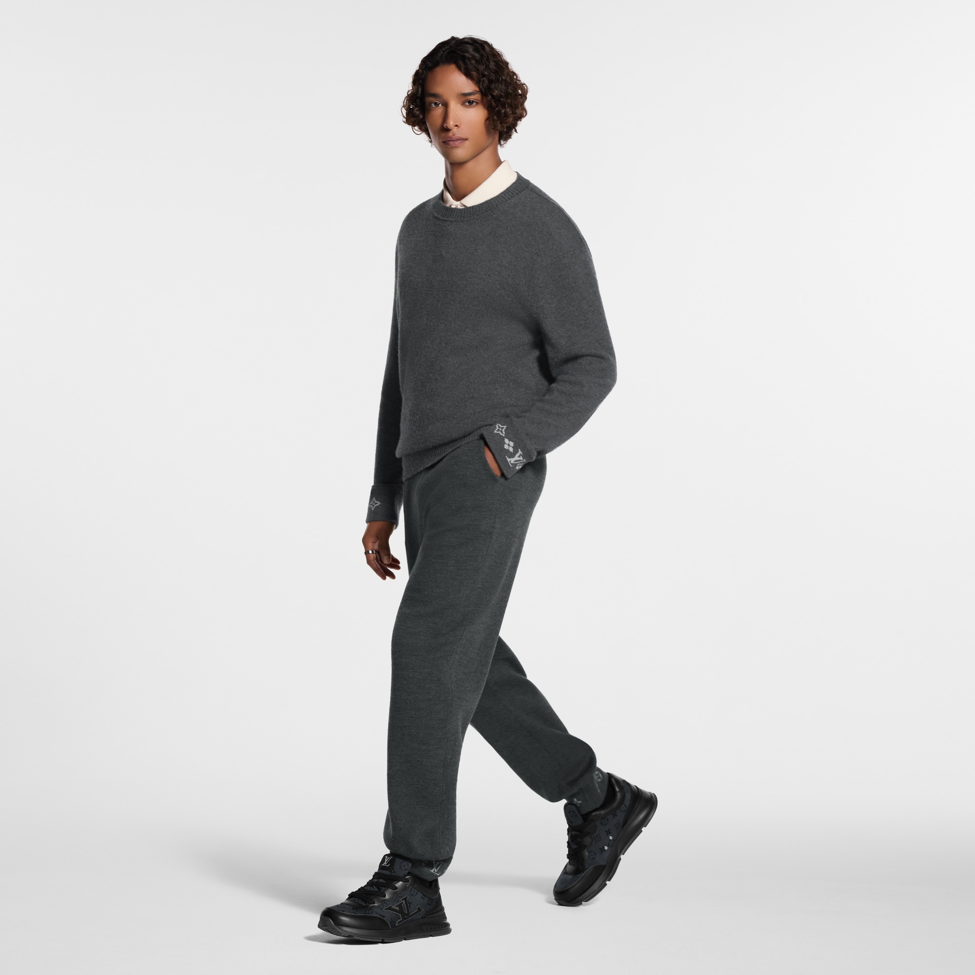 Giày Thể Thao LV Classic  in Đồ Nam