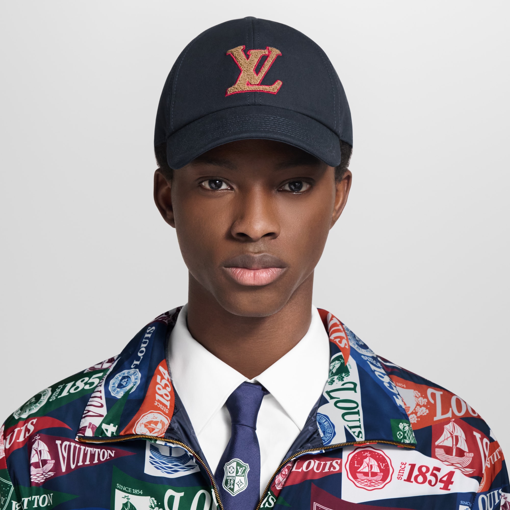 LV Club Cap . in Đồ Nam