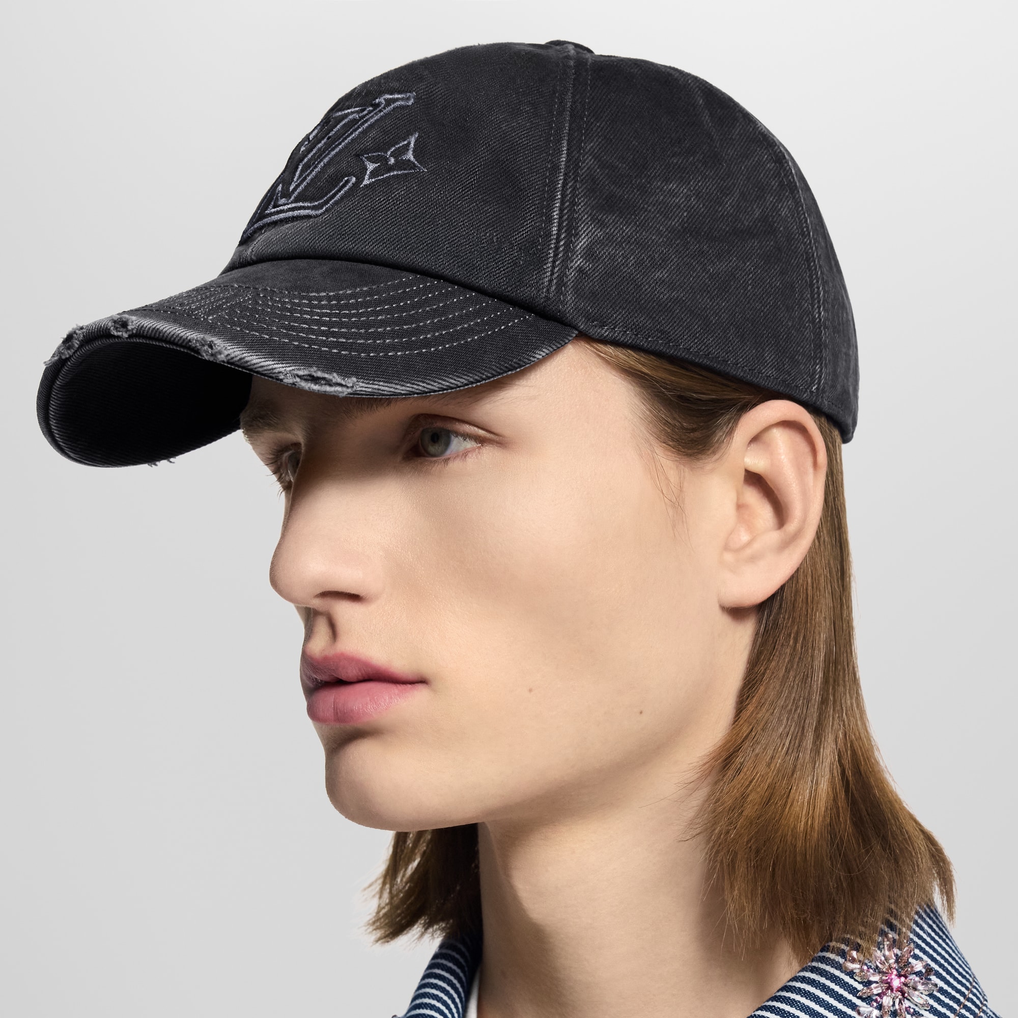 Mũ Lưỡi Trai LV Denim Washed . in Đồ Nam