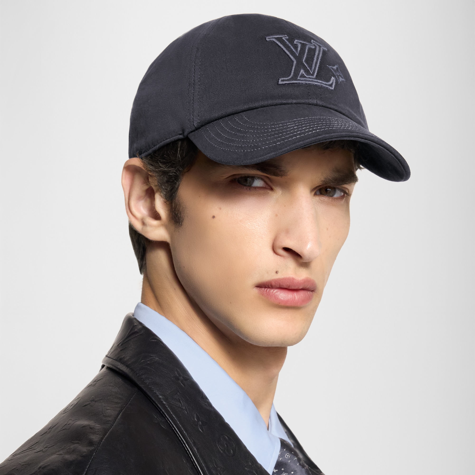 LV Denim Washed Cap . in Đồ Nam