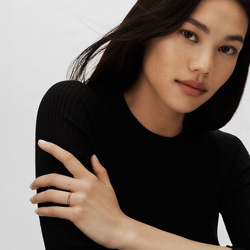 Nhẫn Cưới LV Diamonds 2,5MM in Trang sức's Danh mục sản phẩm Nhẫn cưới collections by Louis Vuitton (Thu phóng sản phẩm)