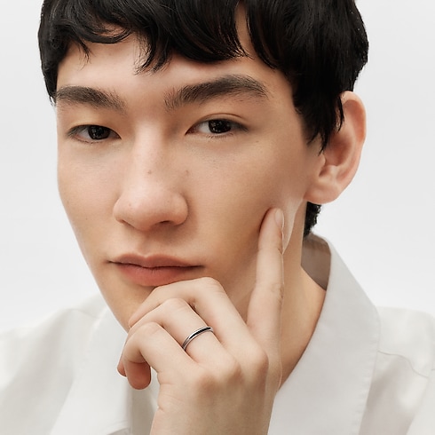 Nhẫn Cưới LV Diamonds 2,5MM in Trang sức's Danh mục sản phẩm Nhẫn cưới collections by Louis Vuitton (Thu phóng sản phẩm)