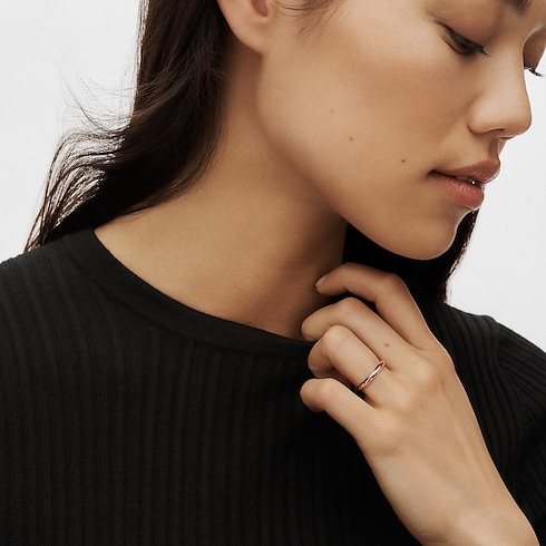 Nhẫn Cưới LV Diamonds 3MM in Trang sức's Danh mục sản phẩm Nhẫn cưới collections by Louis Vuitton (Thu phóng sản phẩm)