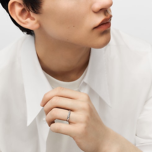 Nhẫn Cưới LV Diamonds 3MM in Trang sức's Danh mục sản phẩm Nhẫn cưới collections by Louis Vuitton (Thu phóng sản phẩm)