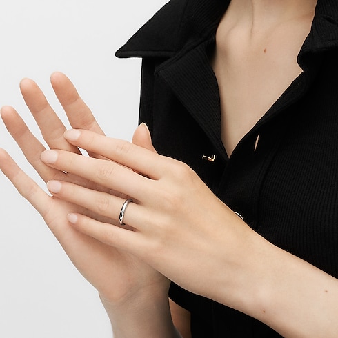 Nhẫn Cưới LV Diamonds 3MM in Trang sức's Danh mục sản phẩm Nhẫn cưới collections by Louis Vuitton (Thu phóng sản phẩm)