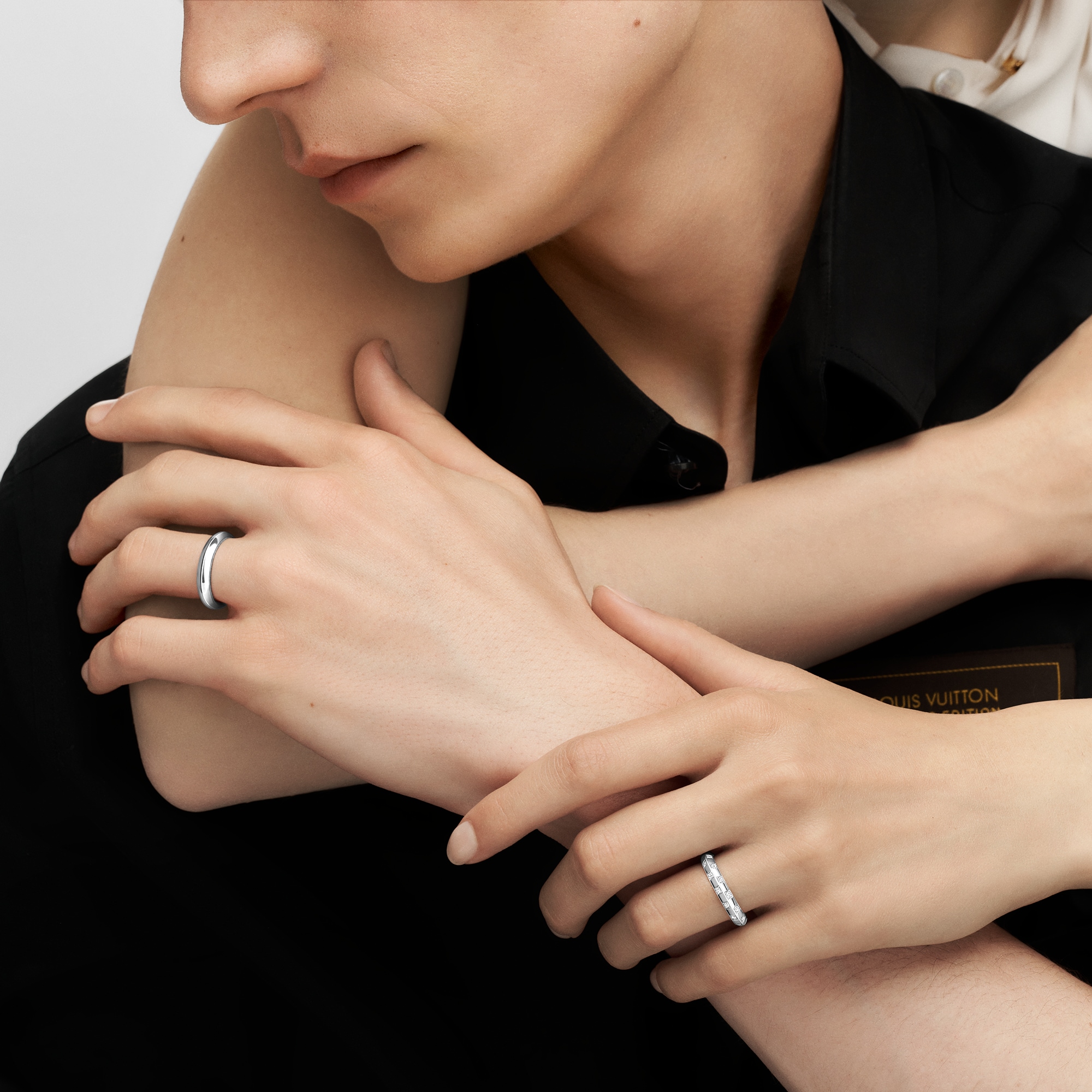 Nhẫn Cưới LV Diamonds 4MM  in Trang sức