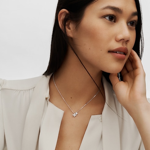 Vòng Cổ LV Diamonds in Trang sức's Các bộ sưu tập LV Diamonds collections by Louis Vuitton (Thu phóng sản phẩm)