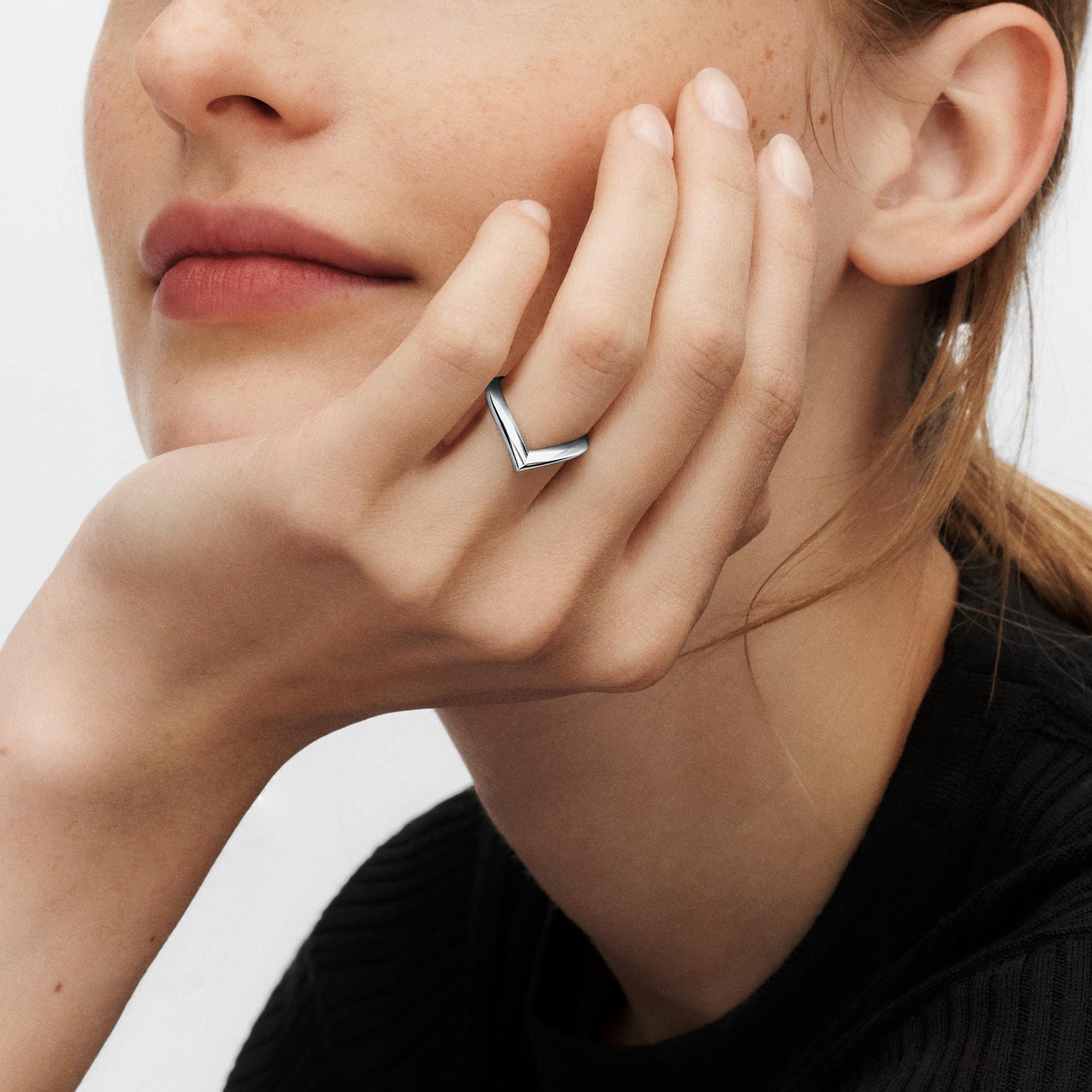 Nhẫn LV Diamonds V  in Trang sức