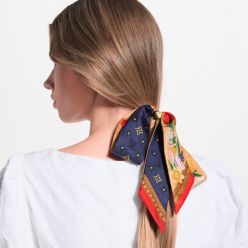 Khăn Lụa LV En Fleurs BB . in Đồ Nữ's Phụ kiện Khăn lụa collections by Louis Vuitton (Thu phóng sản phẩm)