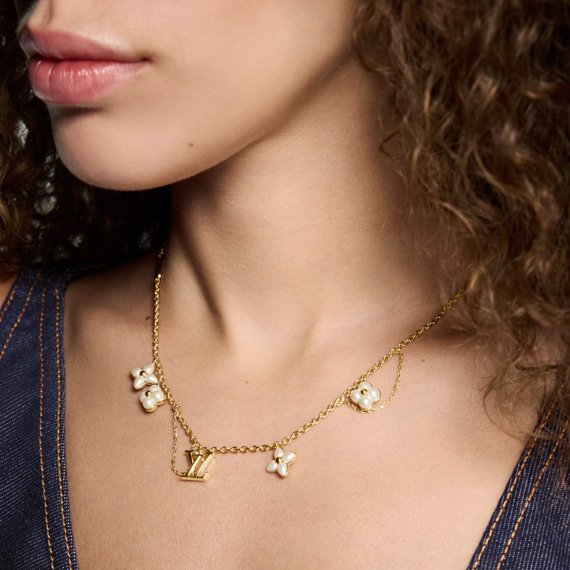 Vòng Cổ LV Floragram . in Đồ Nữ
