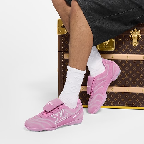 Giày Thể Thao LV Footprint Soccer in Đồ Nam's Giày Giày thể thao collections by Louis Vuitton (Thu phóng sản phẩm)