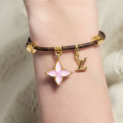 Vòng Tay LV Gloss Các loại da khác in Đồ Nữ's Trang sức thời trang Vòng tay collections by Louis Vuitton (Thu phóng sản phẩm)