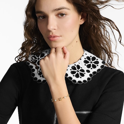 Vòng Tay LV Heart . in Đồ Nữ's Trang sức thời trang Tất cả Phụ kiện thời trang collections by Louis Vuitton (Thu phóng sản phẩm)