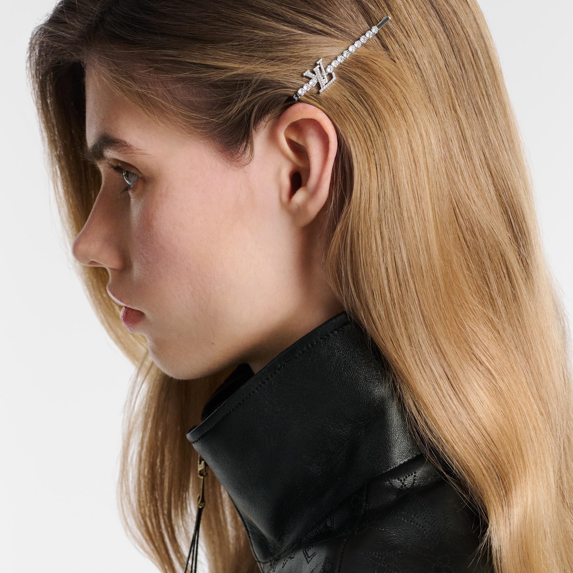 Kẹp Tóc LV Iconic . in Đồ Nữ