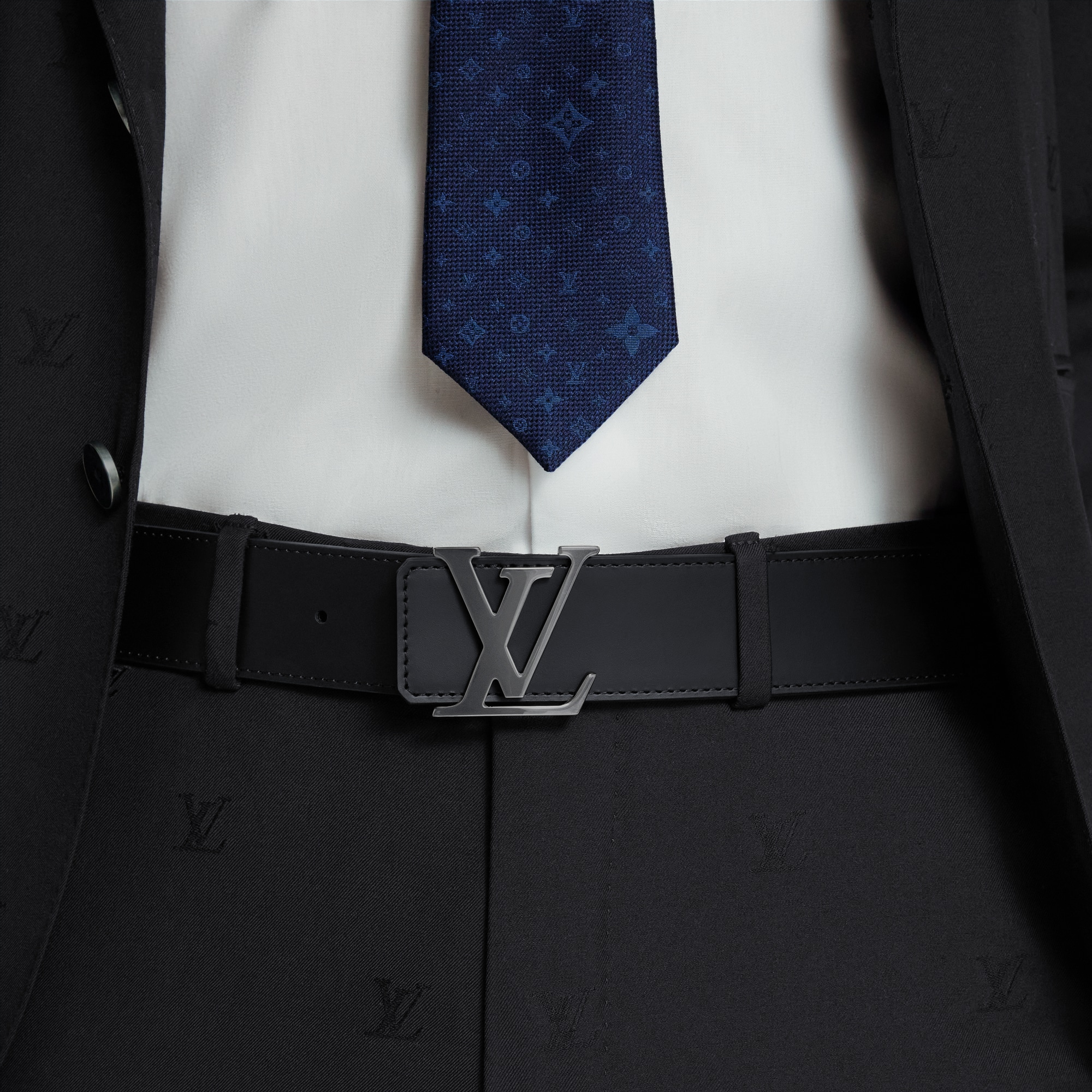Thắt Lưng Hai Mặt LV Initiales 40MM Monogram Eclipse in Đồ Nam
