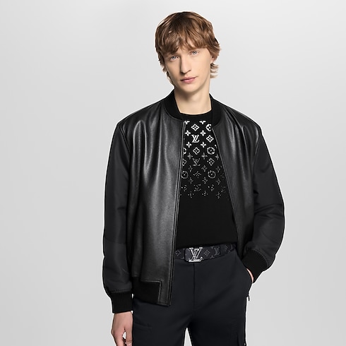 Thắt Lưng Hai Mặt LV Line 40MM Monogram Eclipse in Đồ Nam's Phụ kiện Thắt lưng collections by Louis Vuitton (Thu phóng sản phẩm)