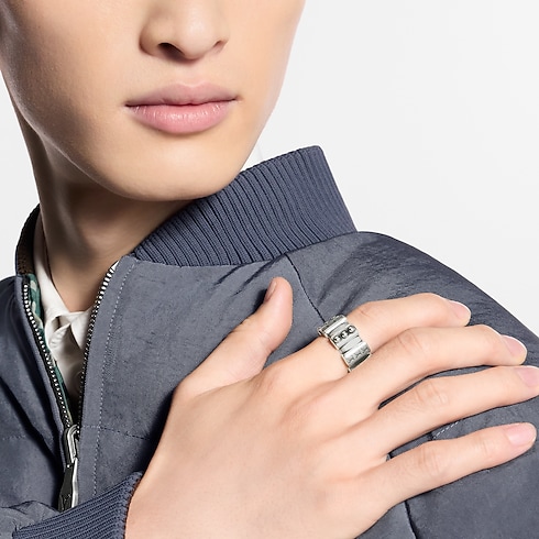 Nhẫn LV Lozine . in Đồ Nam's Trang sức thời trang Nhẫn collections by Louis Vuitton (Thu phóng sản phẩm)