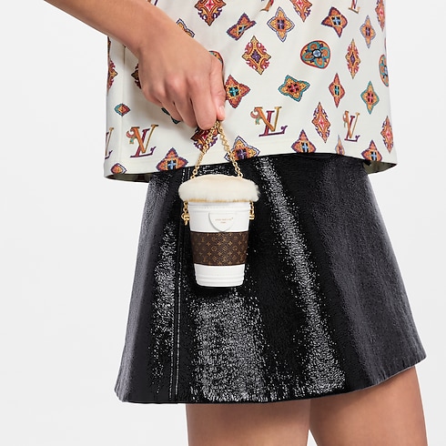 Phụ Kiện Treo Túi LV Mocha Crossbody Pouch . in Đồ Nữ's Phụ kiện Móc khóa và Phụ kiện treo túi collections by Louis Vuitton (Thu phóng sản phẩm)