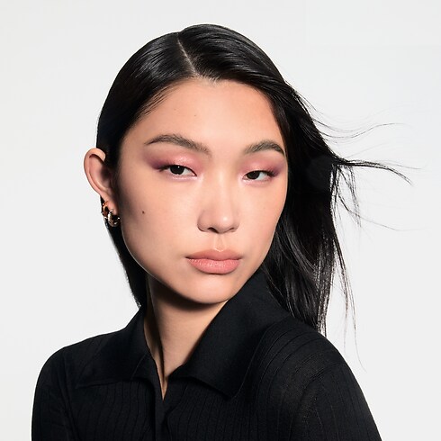 LV Ombres - Bảng Phấn Mắt in Nước hoa và Làm đẹp's Phấn mắt } collections by Louis Vuitton (Thu phóng sản phẩm)