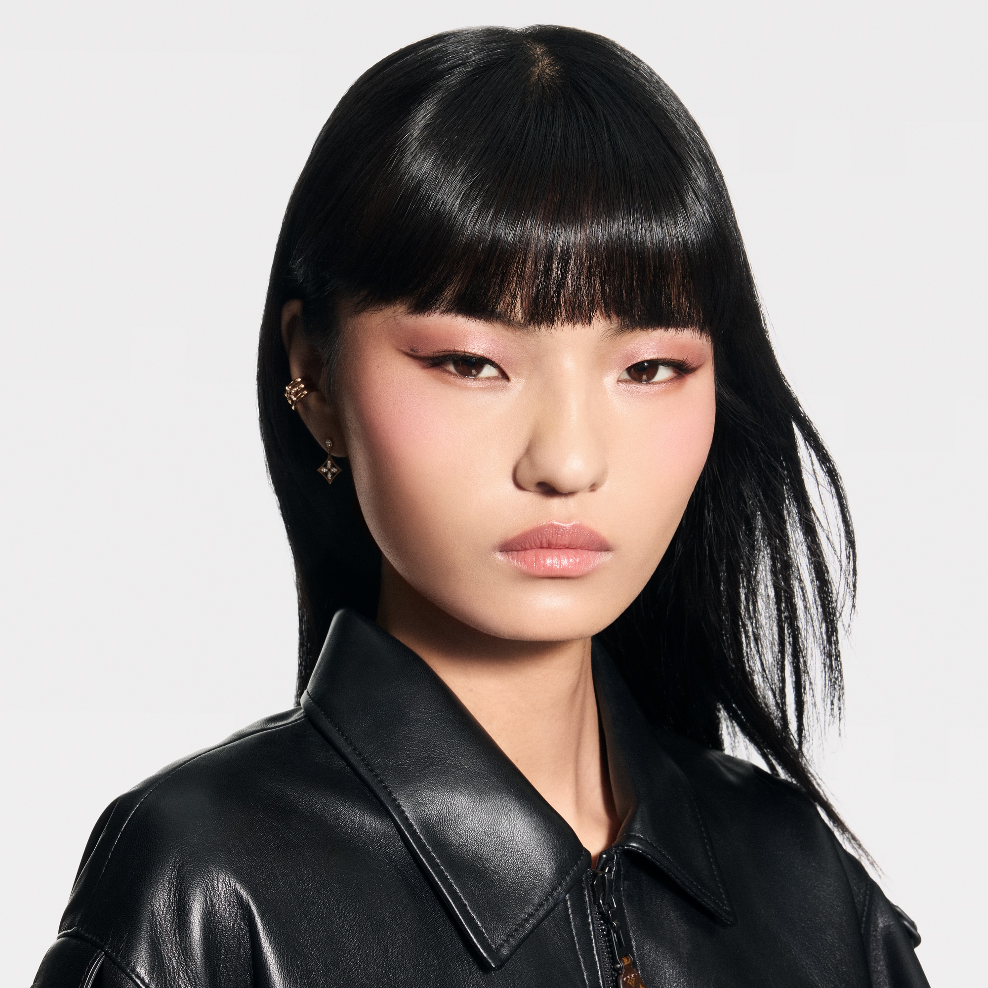 LV Ombres - Bảng Phấn Mắt  in Nước hoa và Làm đẹp