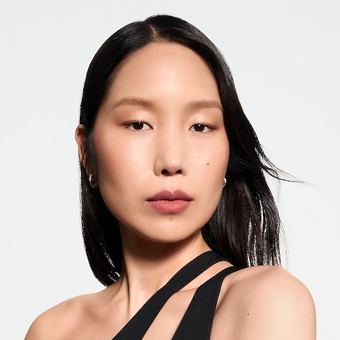 LV Rouge - Lõi Son Lì in Nước hoa và Làm đẹp's Son môi } collections by Louis Vuitton (Thu phóng sản phẩm)