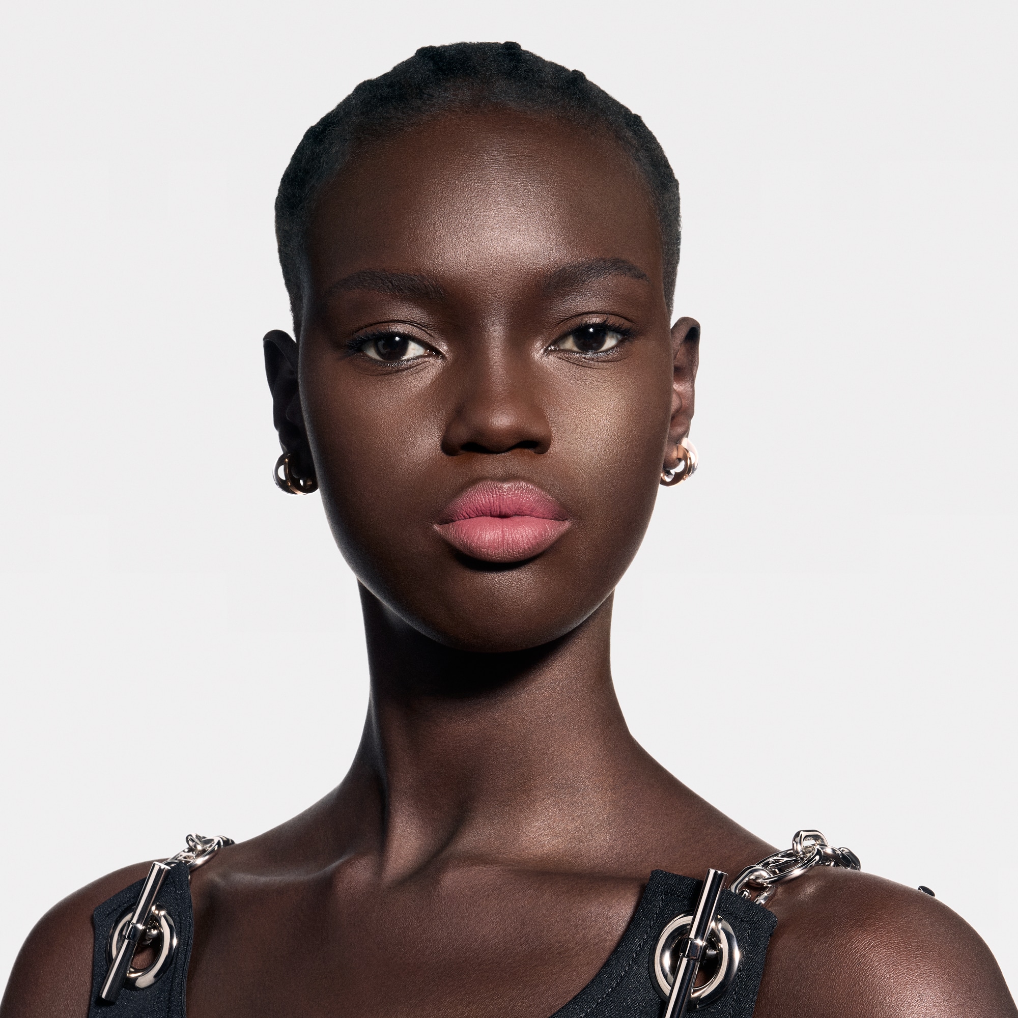 LV Rouge - Lõi Son Lì  in Nước hoa và Làm đẹp