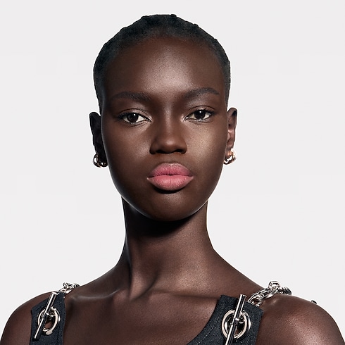 LV Rouge - Lõi Son Lì in Nước hoa và Làm đẹp's Son môi } collections by Louis Vuitton (Thu phóng sản phẩm)