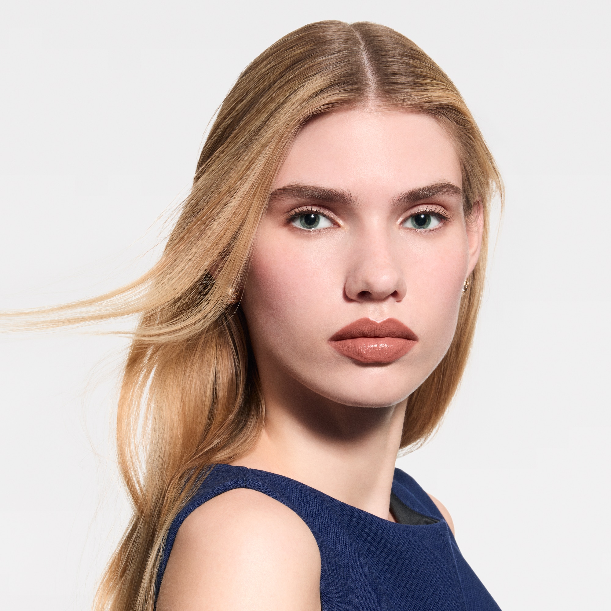 LV Rouge - Son Satin  in Nước hoa và Làm đẹp