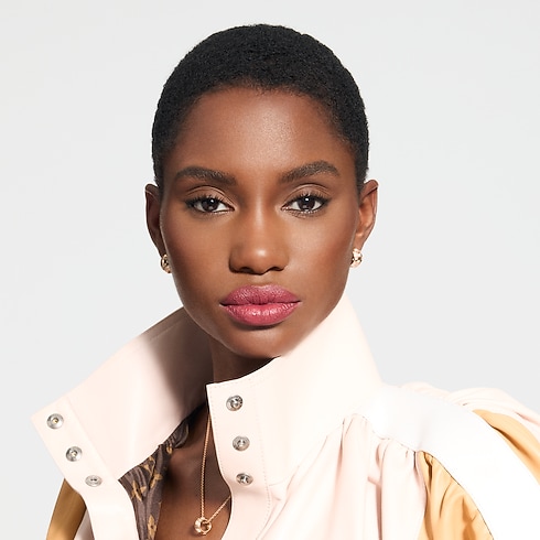 LV Rouge - Son Satin in Nước hoa và Làm đẹp's Son môi } collections by Louis Vuitton (Thu phóng sản phẩm)