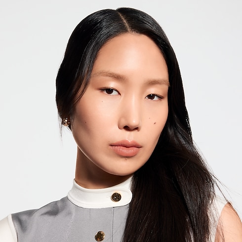 LV Rouge - Lõi Son Satin in Nước hoa và Làm đẹp's Son môi } collections by Louis Vuitton (Thu phóng sản phẩm)