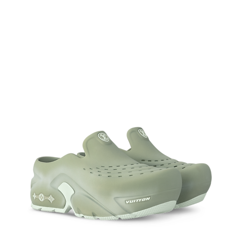 Dép LV Shark Clog in Đồ Nam's Giày Xăng-đan collections by Louis Vuitton (Thu phóng sản phẩm)