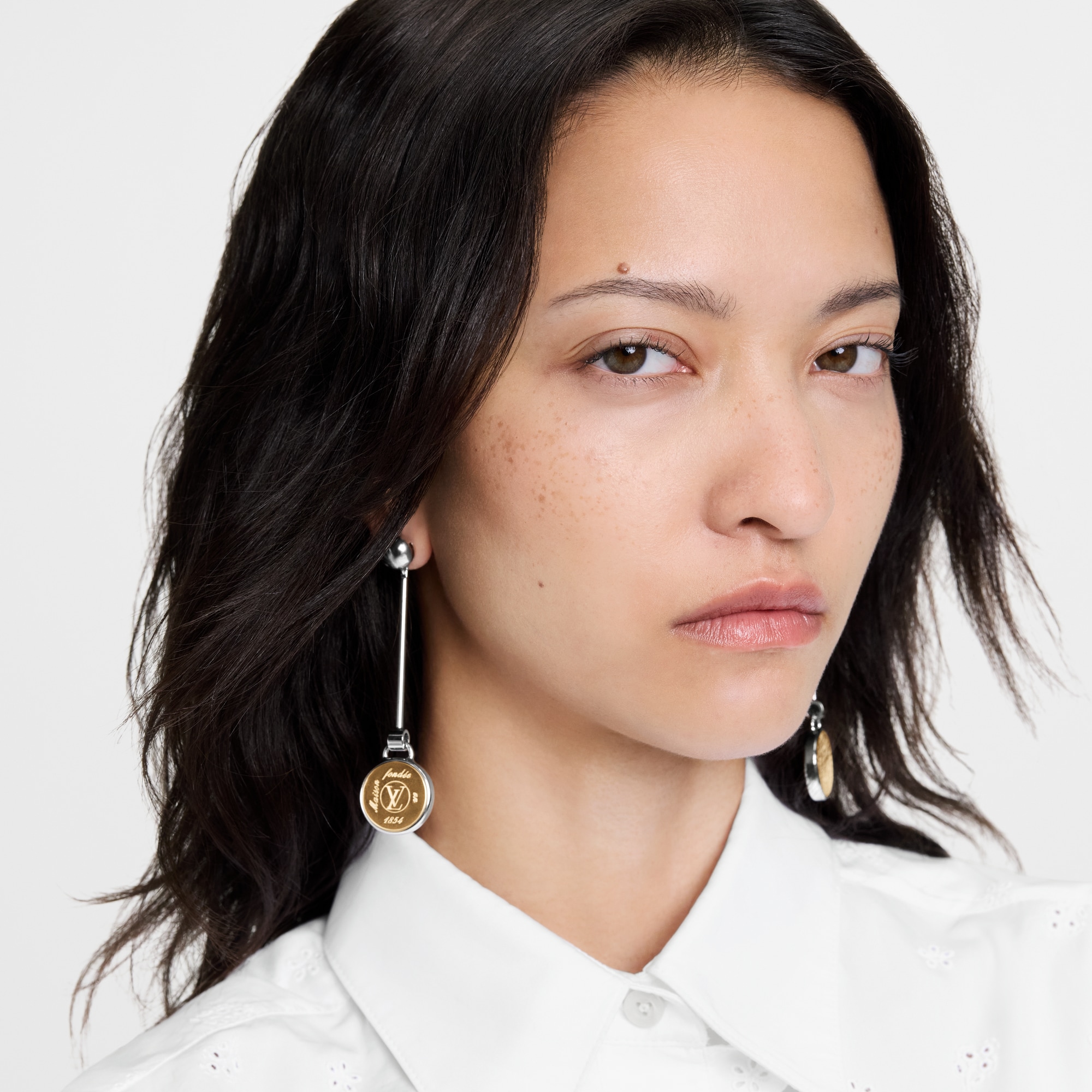 Khuyên Tai LV Signet . in Đồ Nữ
