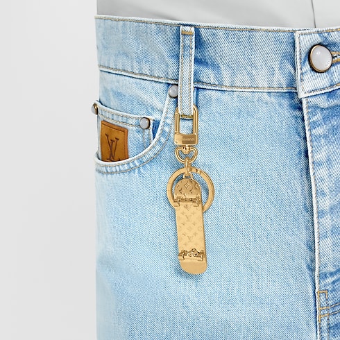 Móc Khóa Và Phụ Kiện Treo Túi LV Skate . in Đồ Nam's Phụ kiện Móc khóa và Phụ kiện treo túi collections by Louis Vuitton (Thu phóng sản phẩm)